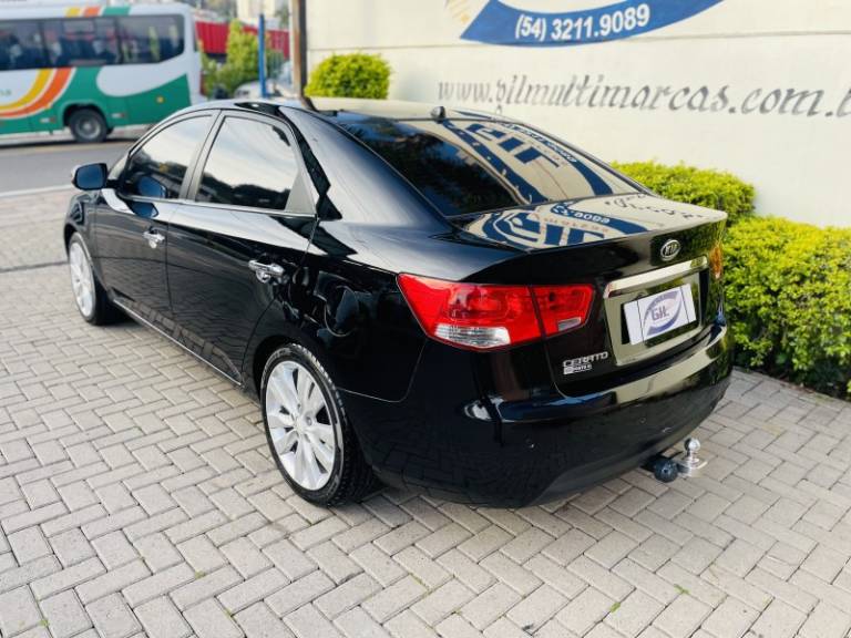 KIA MOTORS - CERATO - 2011/2011 - Preta - R$ 48.900,00