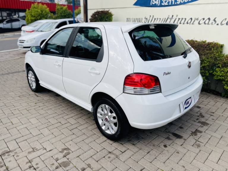 FIAT - PALIO - 2010/2010 - Branca - R$ 31.900,00