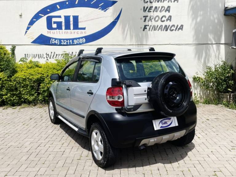 VOLKSWAGEN - CROSSFOX - 2006/2007 - Prata - R$ 34.900,00