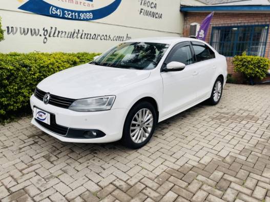 VOLKSWAGEN - JETTA - 2012/2012 - Branca - R$ 66.900,00