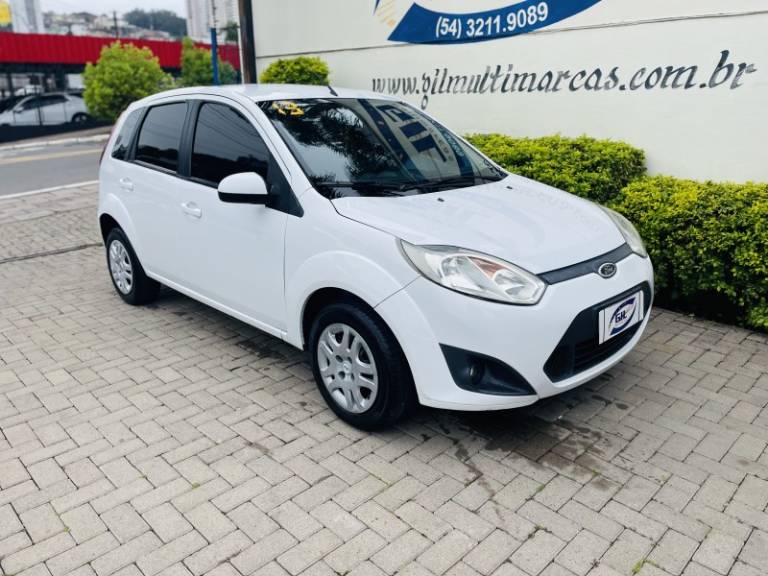 FORD - FIESTA - 2013/2013 - Branca - R$ 30.900,00
