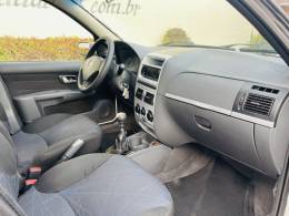 FIAT - PALIO - 2010/2010 - Branca - R$ 31.900,00