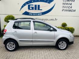 VOLKSWAGEN - FOX - 2010/2010 - Prata - R$ 28.500,00