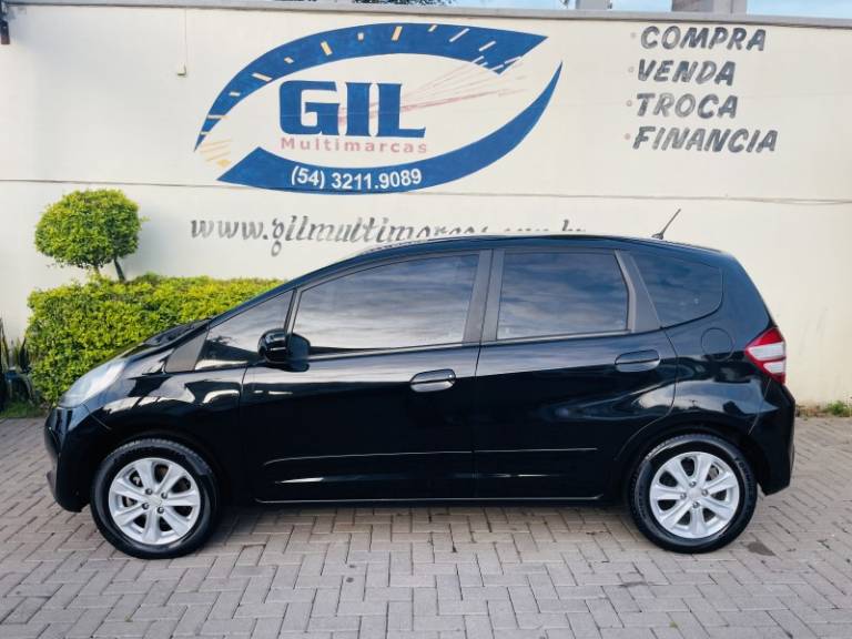 HONDA - FIT - 2013/2013 - Preta - R$ 48.900,00