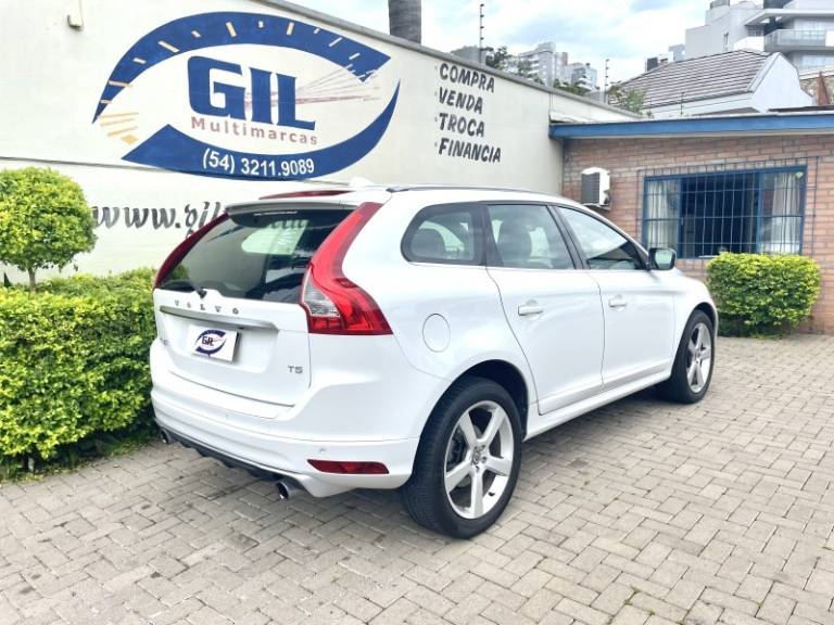 VOLVO - V60 - 2014/2014 - Branca - R$ 79.900,00