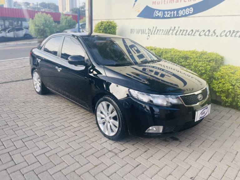 KIA MOTORS - CERATO - 2011/2011 - Preta - R$ 48.900,00