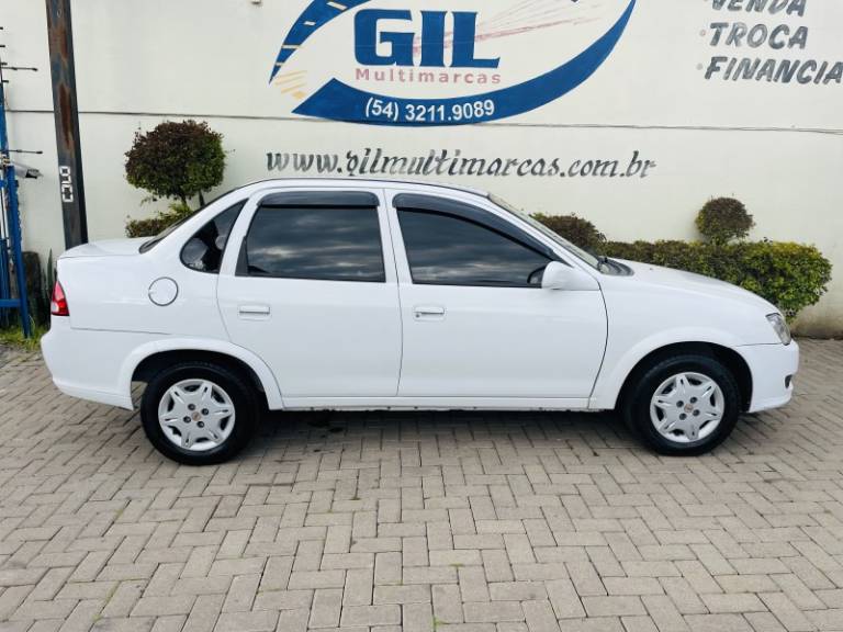 CHEVROLET - CLASSIC - 2016/2016 - Branca - R$ 35.900,00