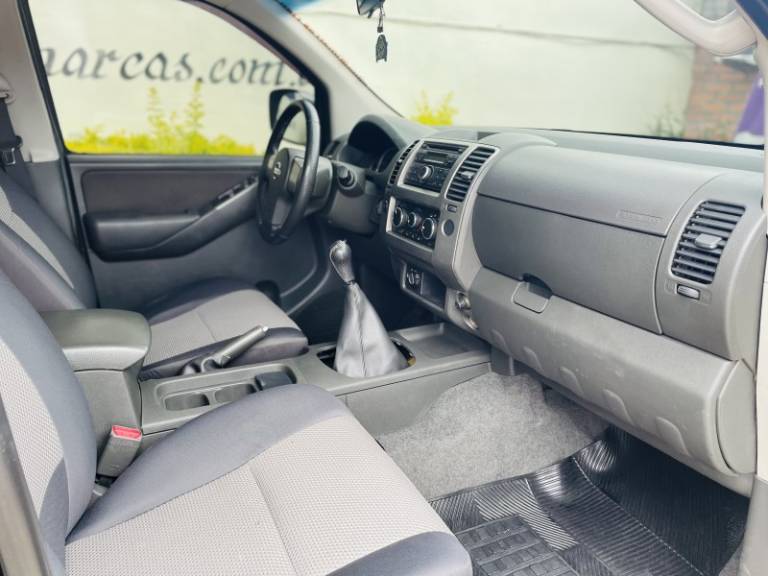 NISSAN - FRONTIER - 2014/2014 - Verde - R$ 94.900,00
