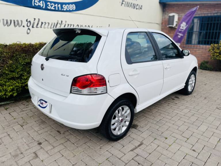 FIAT - PALIO - 2010/2010 - Branca - R$ 31.900,00