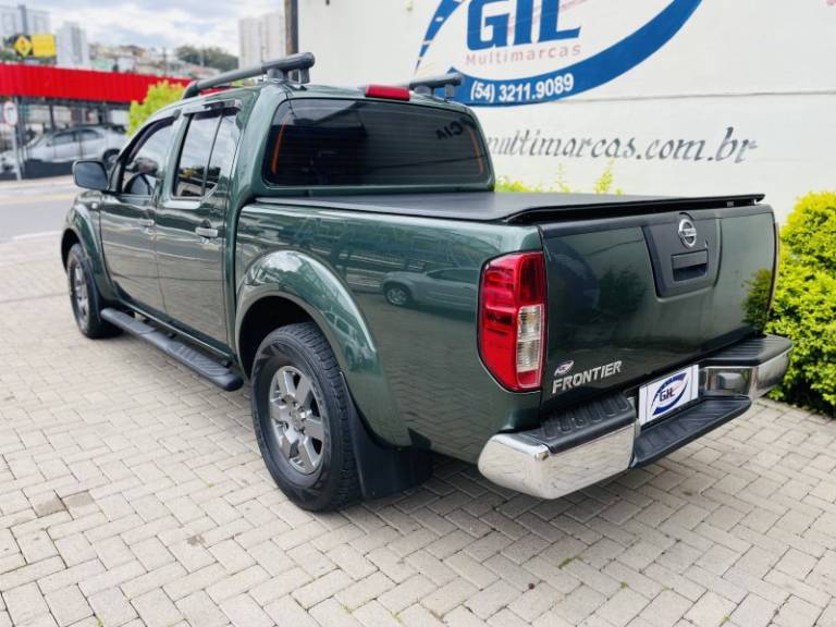 NISSAN - FRONTIER - 2014/2014 - Verde - R$ 94.900,00