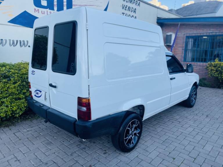 FIAT - FIORINO - 2002/2003 - Branca - R$ 26.900,00