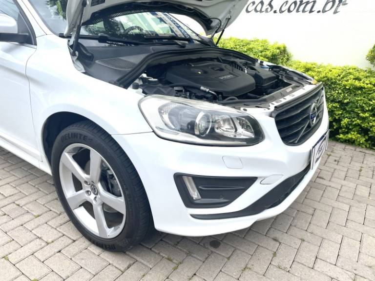 VOLVO - V60 - 2014/2014 - Branca - R$ 79.900,00