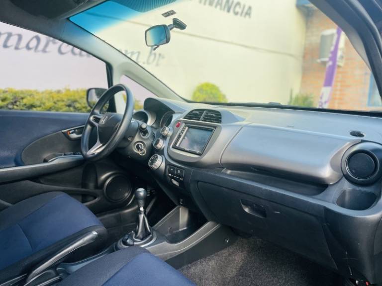 HONDA - FIT - 2013/2013 - Preta - R$ 48.900,00