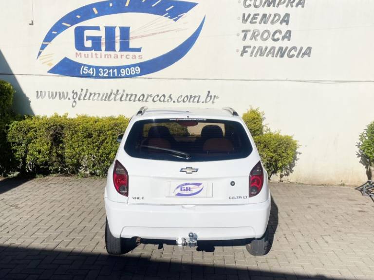 CHEVROLET - CELTA - 2013/2013 - Branca - R$ 32.900,00