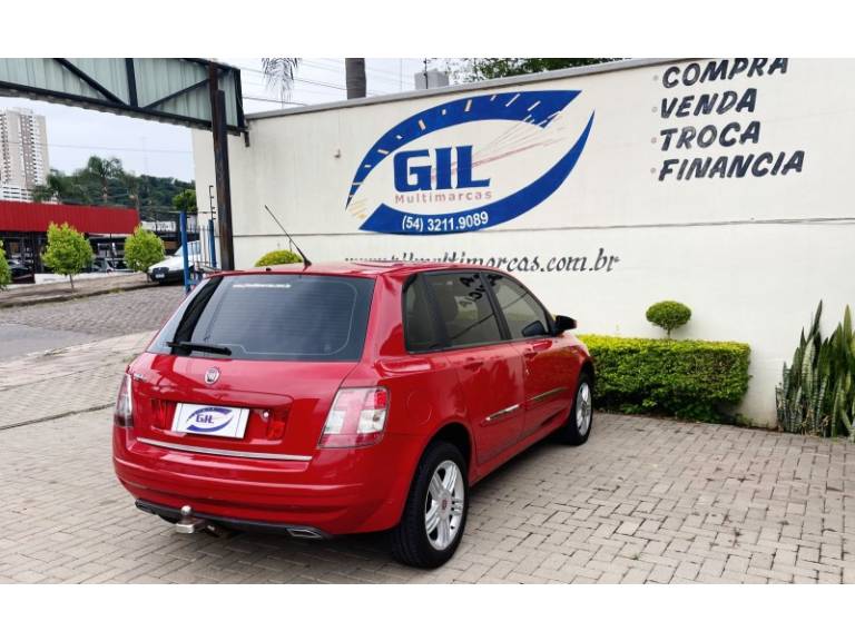 FIAT - STILO - 2008/2009 - Vermelha - R$ 30.900,00