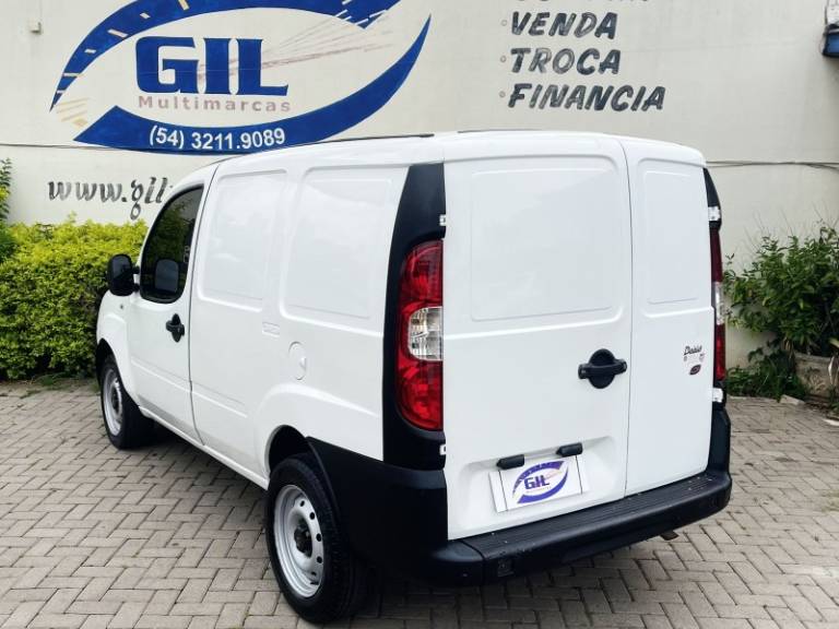 FIAT - DOBLÓ - 2015/2015 - Branca - R$ 52.900,00
