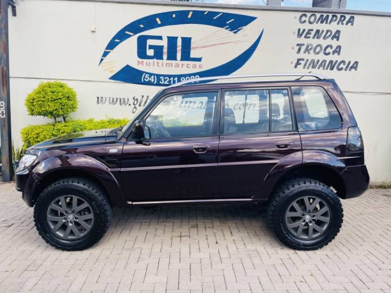 MITSUBISHI - PAJERO TR4 - 2011/2012 - Vermelha - R$ 61.900,00