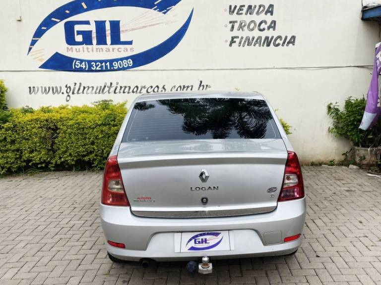 RENAULT - LOGAN - 2013/2013 - Prata - R$ 33.900,00