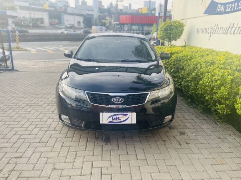 KIA MOTORS - CERATO - 2011/2011 - Preta - R$ 48.900,00