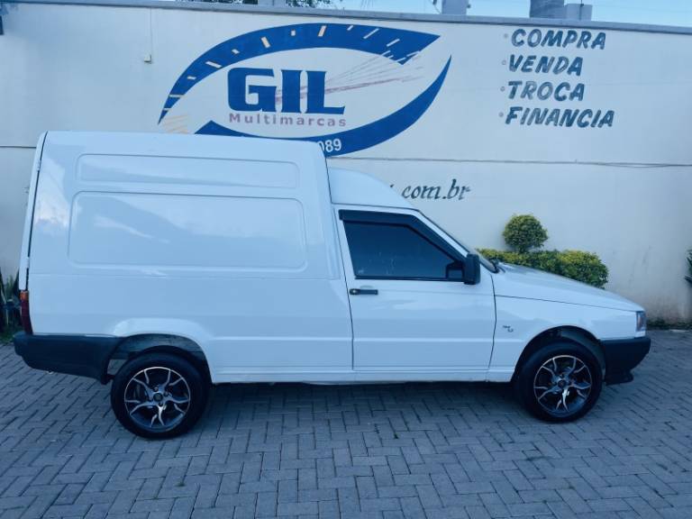 FIAT - FIORINO - 2002/2003 - Branca - R$ 26.900,00