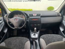 FIAT - STILO - 2008/2009 - Vermelha - R$ 30.900,00