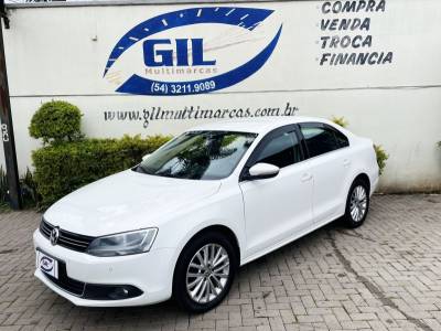 VOLKSWAGEN - JETTA - 2012/2012 - Branca - R$ 62.900,00