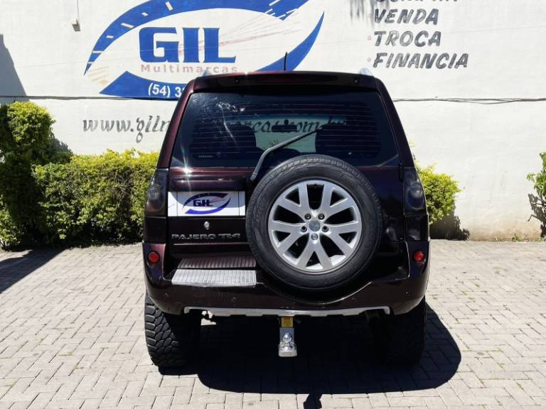 MITSUBISHI - PAJERO TR4 - 2011/2012 - Vinho - R$ 61.900,00