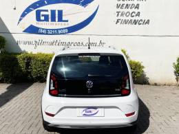 VOLKSWAGEN - UP - 2017/2018 - Branca - R$ 63.900,00