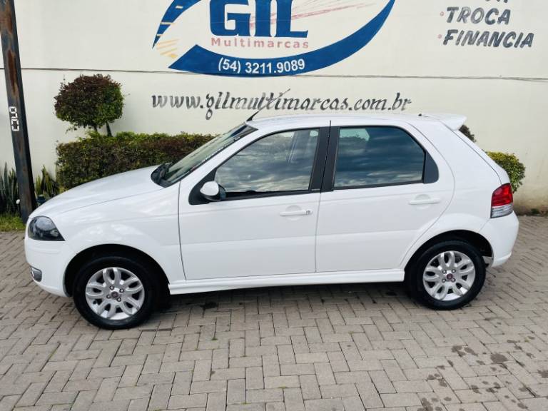 FIAT - PALIO - 2010/2010 - Branca - R$ 31.900,00