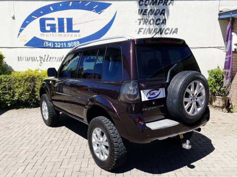 MITSUBISHI - PAJERO TR4 - 2011/2012 - Vinho - R$ 61.900,00