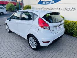 FORD - FIESTA - 2016/2016 - Branca - R$ 53.900,00