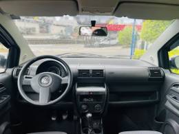 VOLKSWAGEN - FOX - 2010/2010 - Prata - R$ 28.500,00