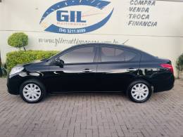 NISSAN - VERSA - 2013/2013 - Preta - R$ 38.900,00