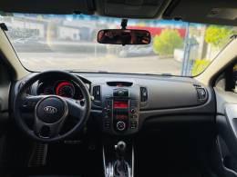 KIA MOTORS - CERATO - 2011/2011 - Preta - R$ 48.900,00