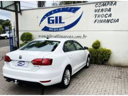 VOLKSWAGEN - JETTA - 2012/2012 - Branca - R$ 62.900,00